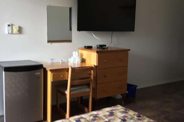 Room 19 of 25