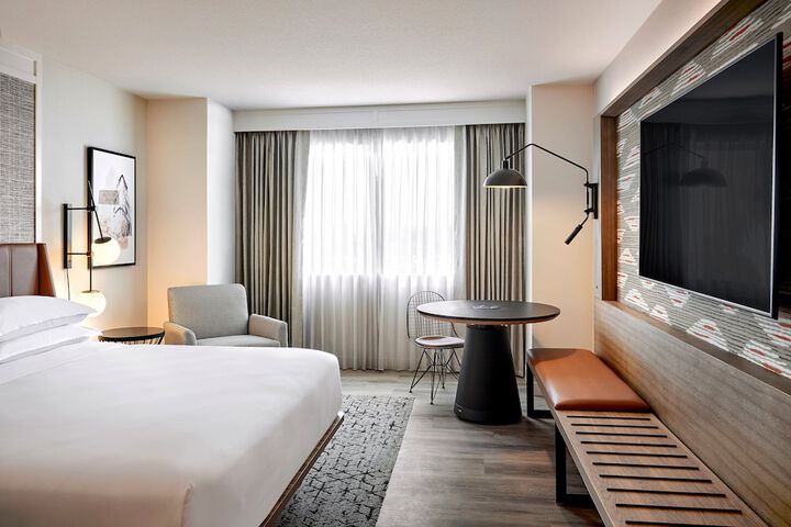 Room 21 of 92