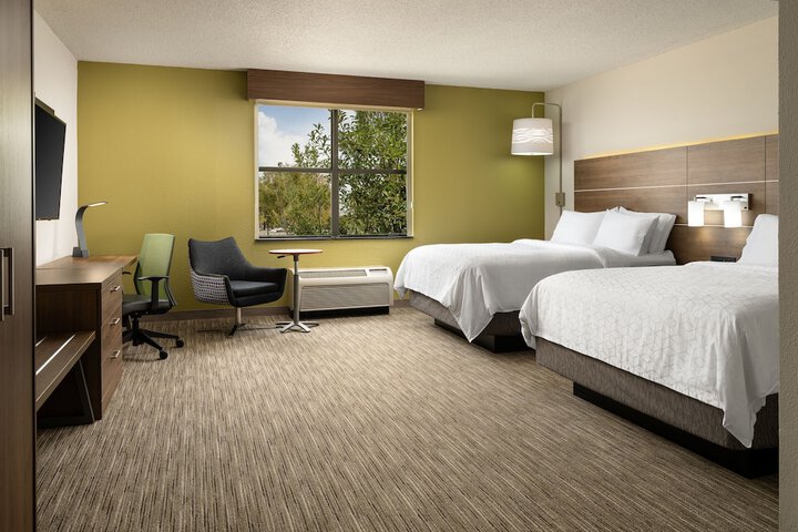 Room 7 of 22