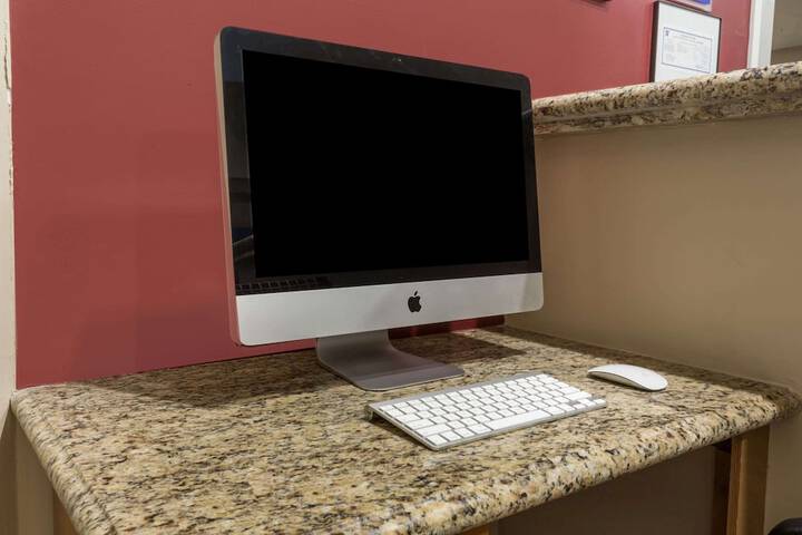 Business Center 19 of 19