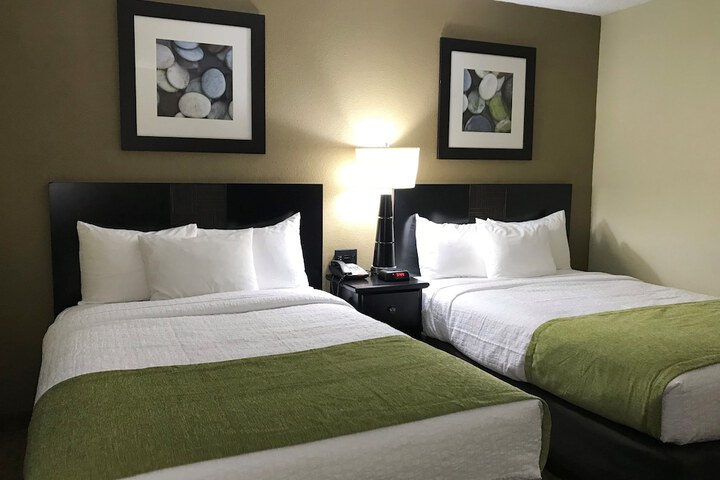 Navajoland Hotel of Tuba City