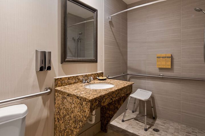 Best Western Plus Ambassador Suites Venice