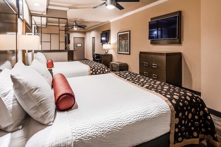 Room 28 of 42