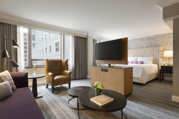 Room 42 of 108