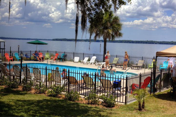 Pool 2 of 40