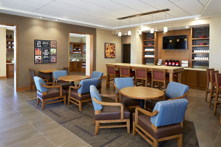 Hyatt Place Lansing - East