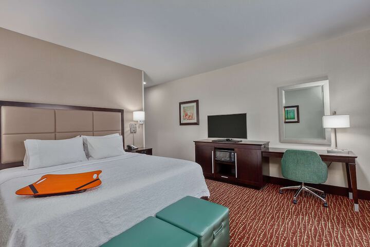 Room 19 of 53