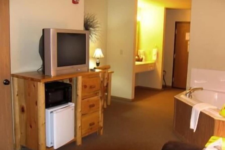 Room 18 of 68