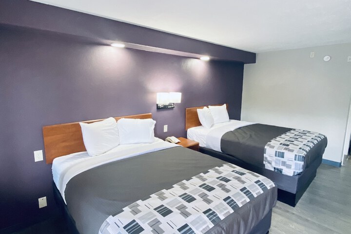 Room 21 of 25