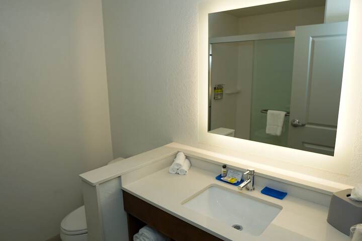 Room 29 of 56