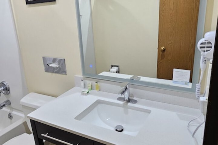 Room 18 of 31
