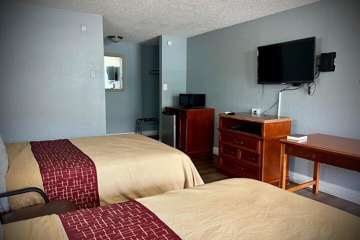 Room 20 of 35