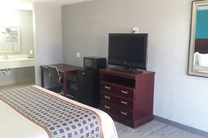 Paris Inn