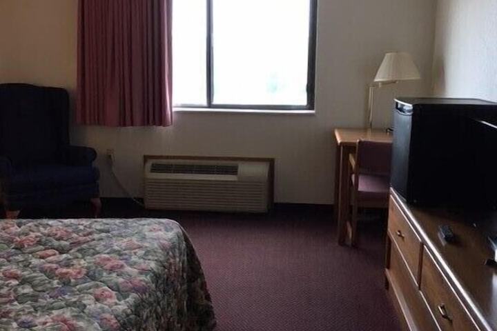 Room 15 of 23