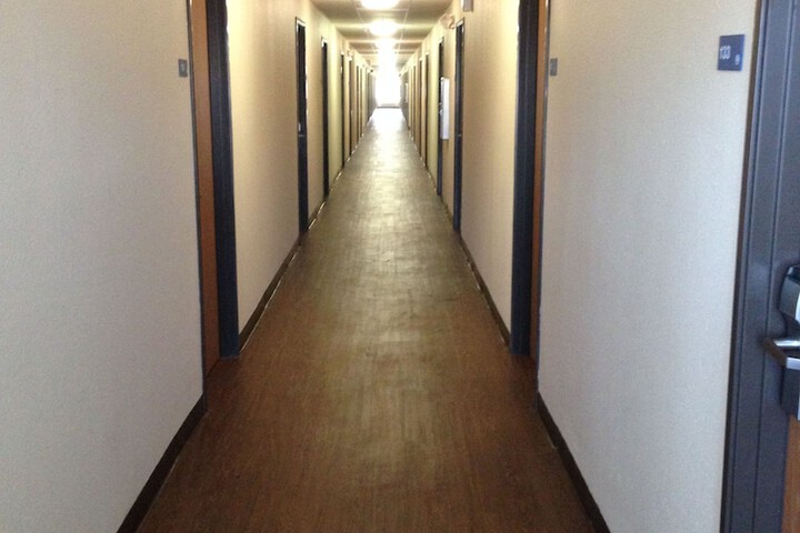 Ballroom/Hall 46 of 48