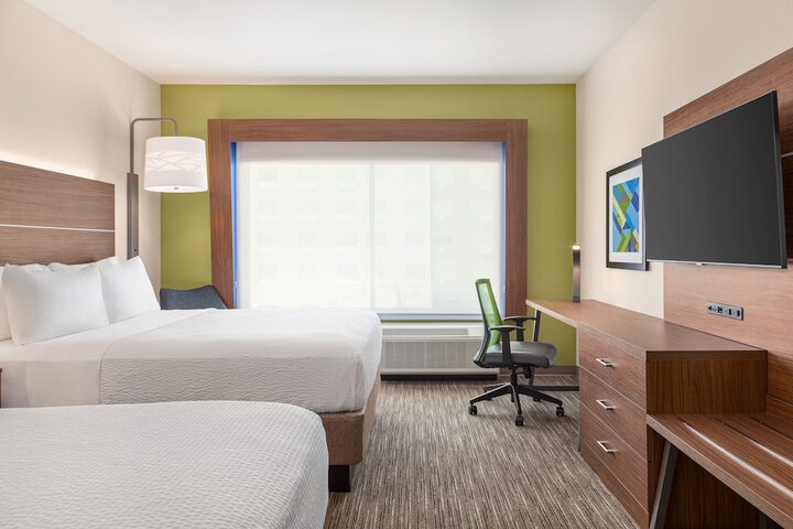 Room 22 of 48