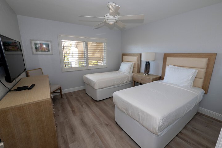 Shell Island Beach Club
