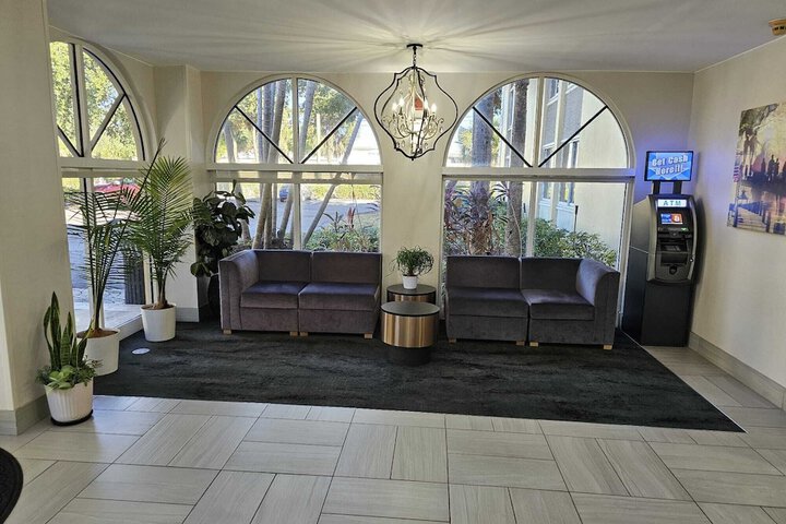 Hotel Interior 11 of 47