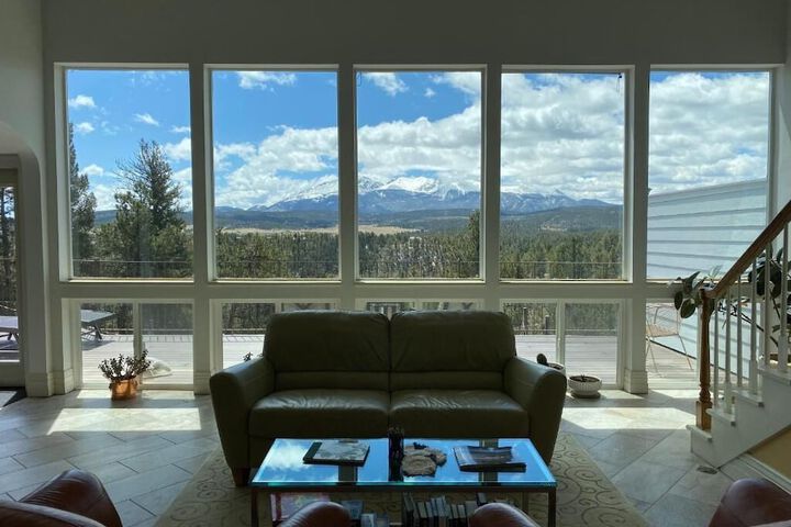 Pikes Peak Paradise Bed and Breakfast