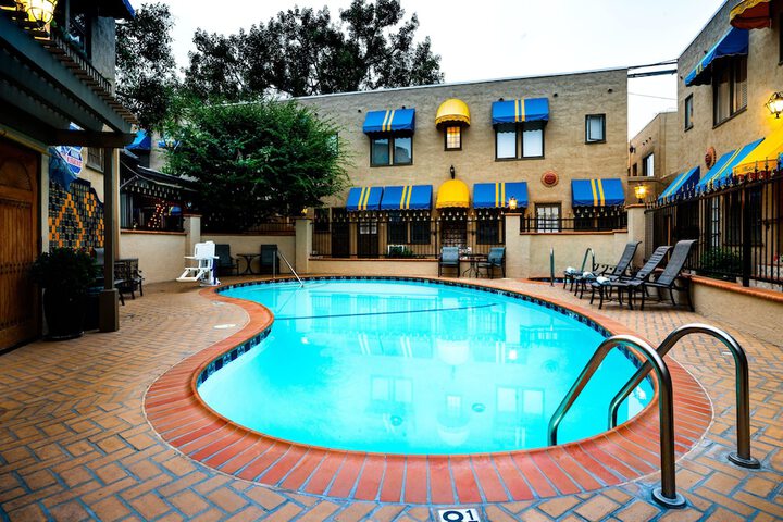 Pool 12 of 52
