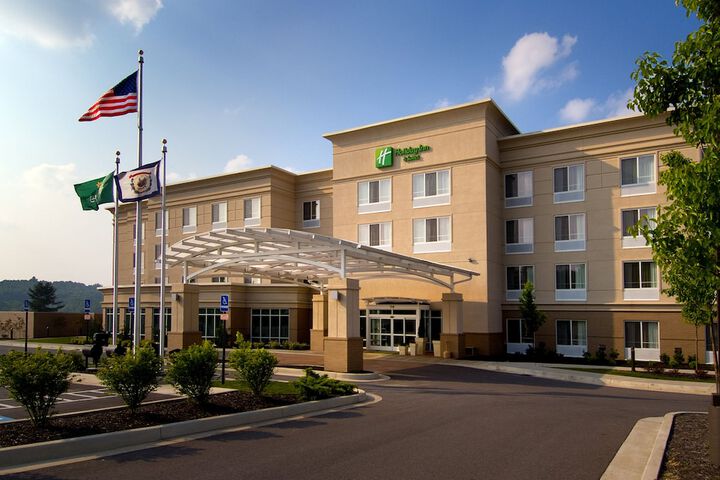 Holiday Inn Hotel & Suites Beckley by IHG