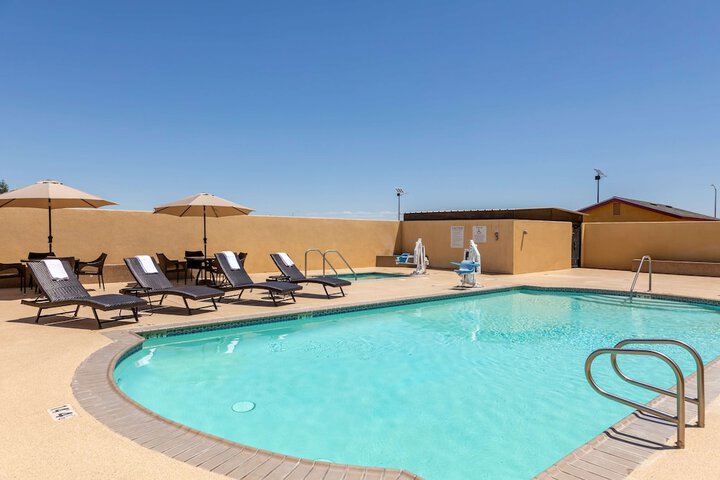 Pool 4 of 46
