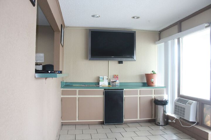Hotel Interior 4 of 20