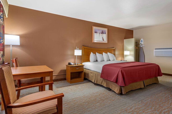 Room 21 of 29