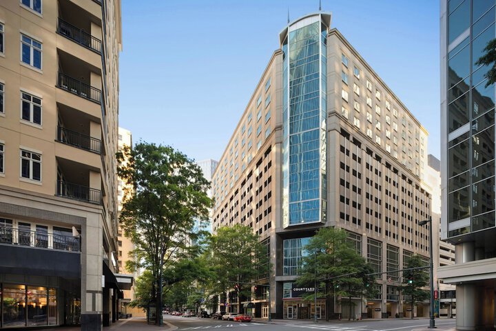 Courtyard by Marriott Charlotte City Center