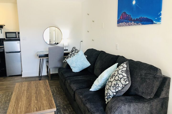 Blue Sage Inn & Suites