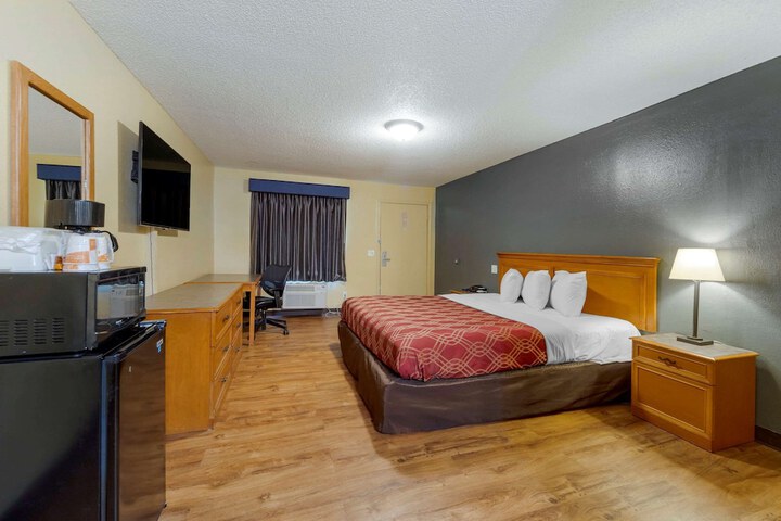 Room 54 of 71