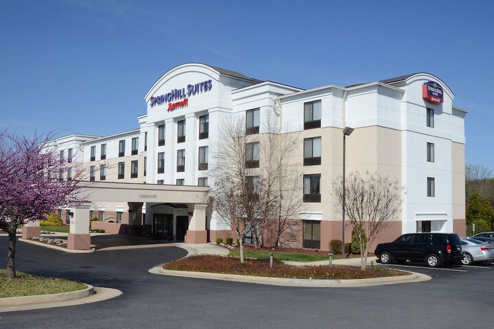 Hotel 2 of 43