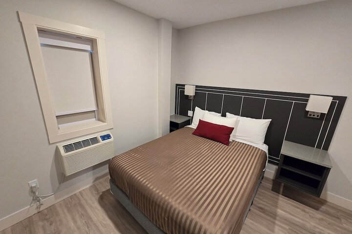 Sahara Courtyard Inn Penticton