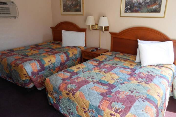 Room 12 of 22