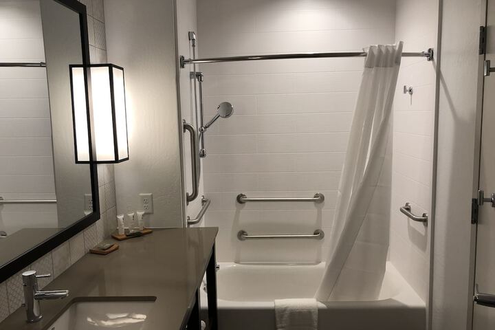 Country Inn & Suites by Radisson Flagstaff Downtown, AZ