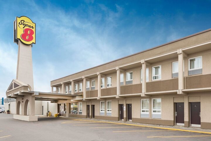 Hotel 3 of 32