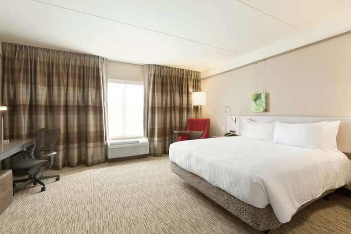 Room 15 of 33