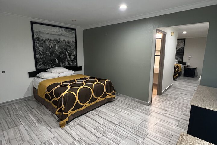 Room 10 of 54