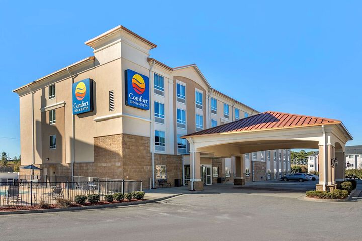 Hotel 5 of 41