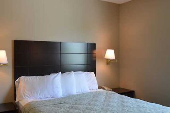 Room 27 of 45