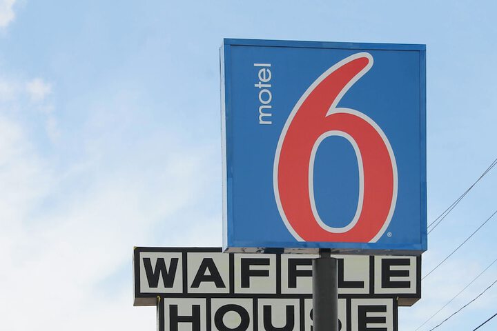 Motel 6 – Mccomb Ms