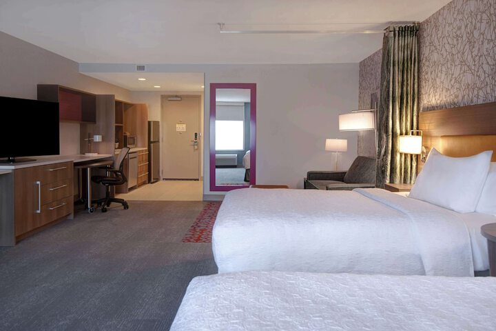 Room 27 of 45