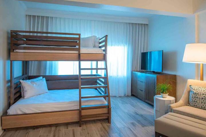 Room 47 of 172