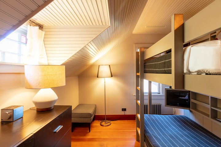 The Outlook Lodge