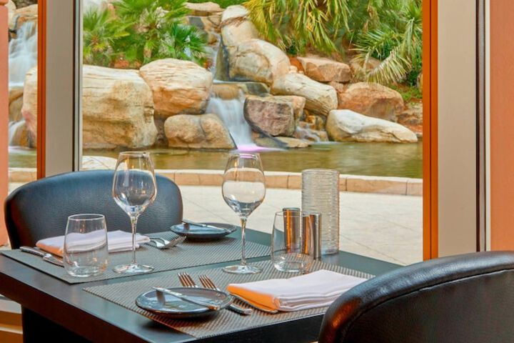 Dining 177 of 266
