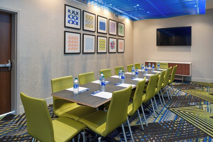 Holiday Inn Express & Suites Elko by IHG