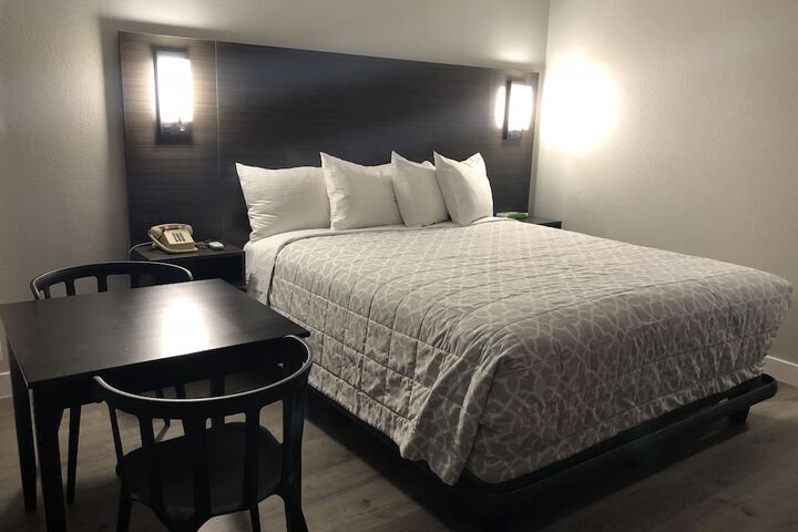 Room 36 of 46
