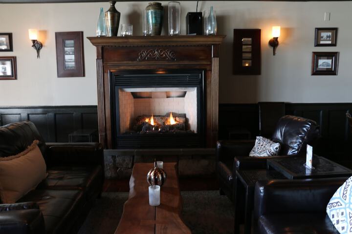 Union Bluff Hotel & Meeting House