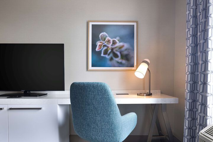 Room 9 of 36