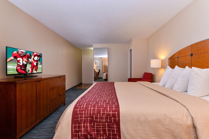 Room 12 of 26